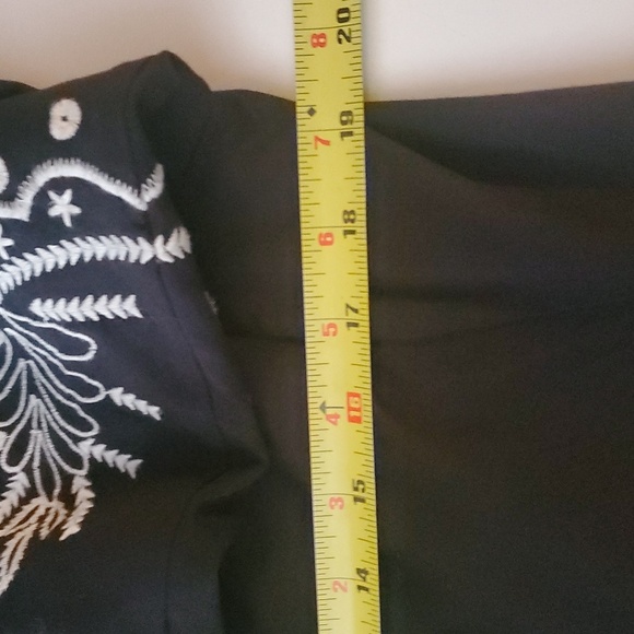 Chico's Black White Embroidered Overcoat Cardigan Size Small 0 BoHo Duster - Picture 7 of 8